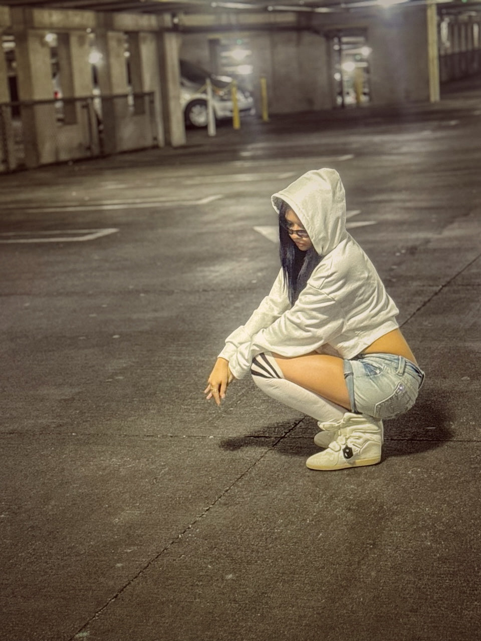𝚆𝚘𝚖𝚎𝚗'𝚜 𝙸𝙰𝙵 𝚌𝚊𝚕𝚕𝚒𝚐𝚛𝚊𝚙𝚑𝚢 𝙲𝚛𝚘𝚙𝚙𝚎𝚍 𝙷𝚘𝚘𝚍𝚒𝚎